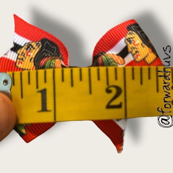 Bundle Sale 3 for $15 | Chicago Blackhawks Hair Clip – Versatile Accessory - Picture 4 of 6